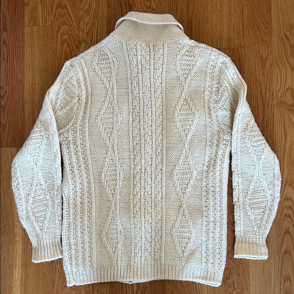 Vintage 70’s Pendleton Cream Cable Knit Cardigan in Great Condition - Picture 5 of 9